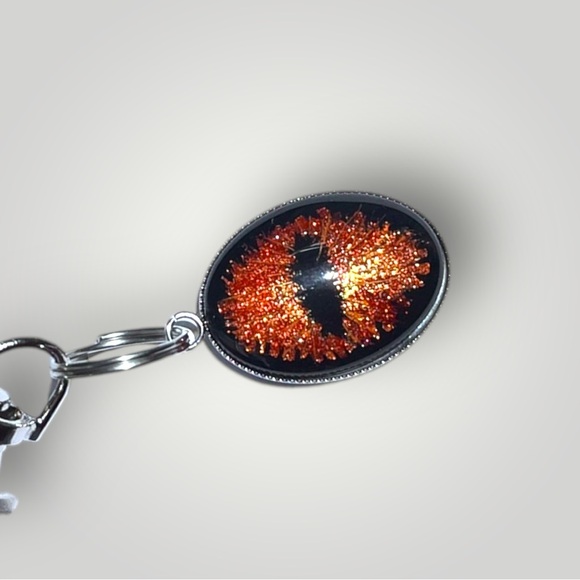 𝑯𝒂𝒏𝒅𝒎𝒂𝒅𝒆 Orange Dragon Eye Keychain w/Gift Bag - Picture 7 of 11